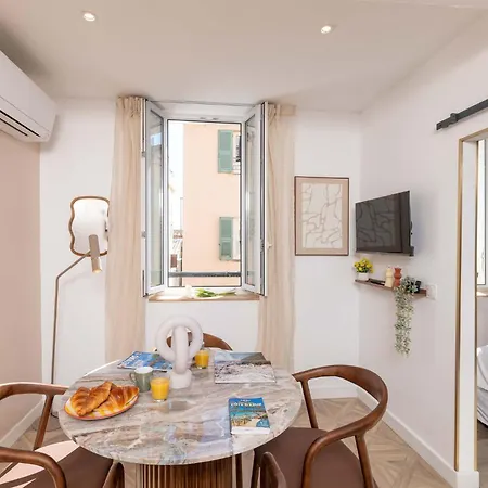 La Touraque By Evasion Riviera, Vieil Antibes, Remparts