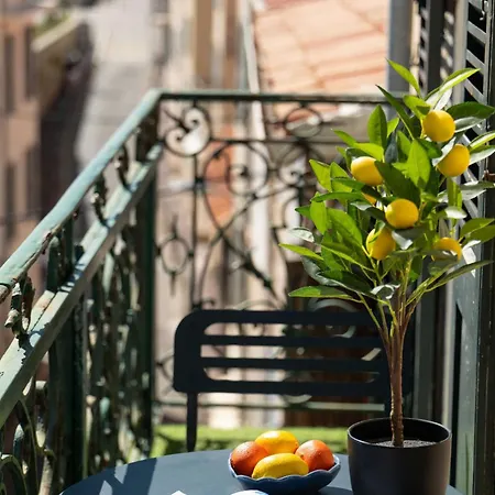 La Touraque By Evasion Riviera, Vieil Antibes, Remparts 昂蒂布