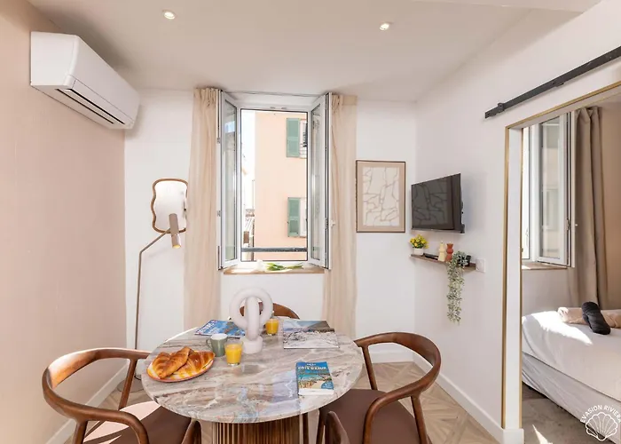 La Touraque By Evasion Riviera, Vieil Antibes, Remparts